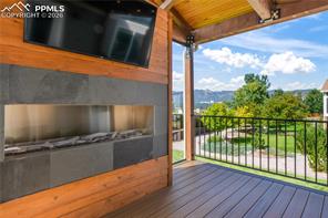531 Fox Run Circle