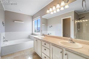 531 Fox Run Circle