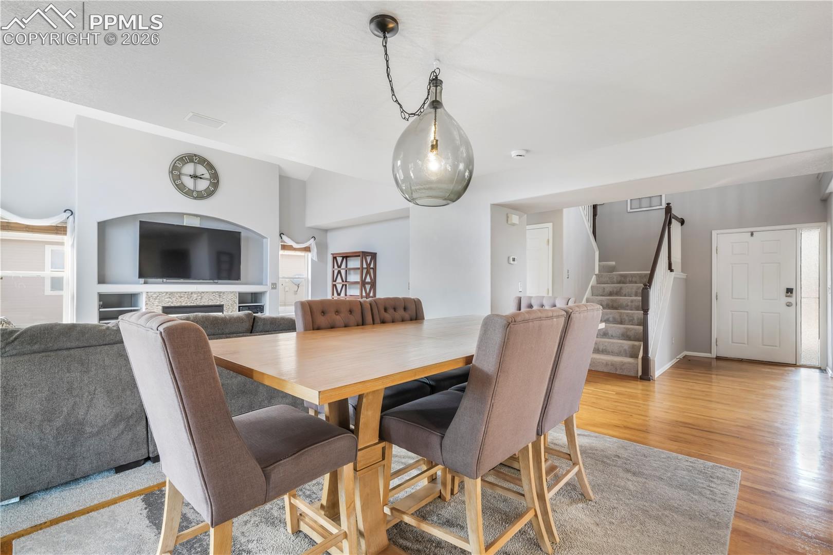 531 Fox Run Circle