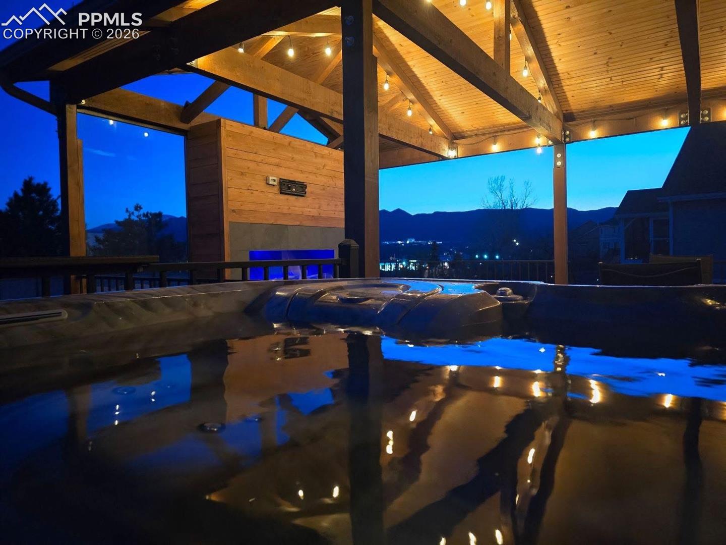 531 Fox Run Circle
