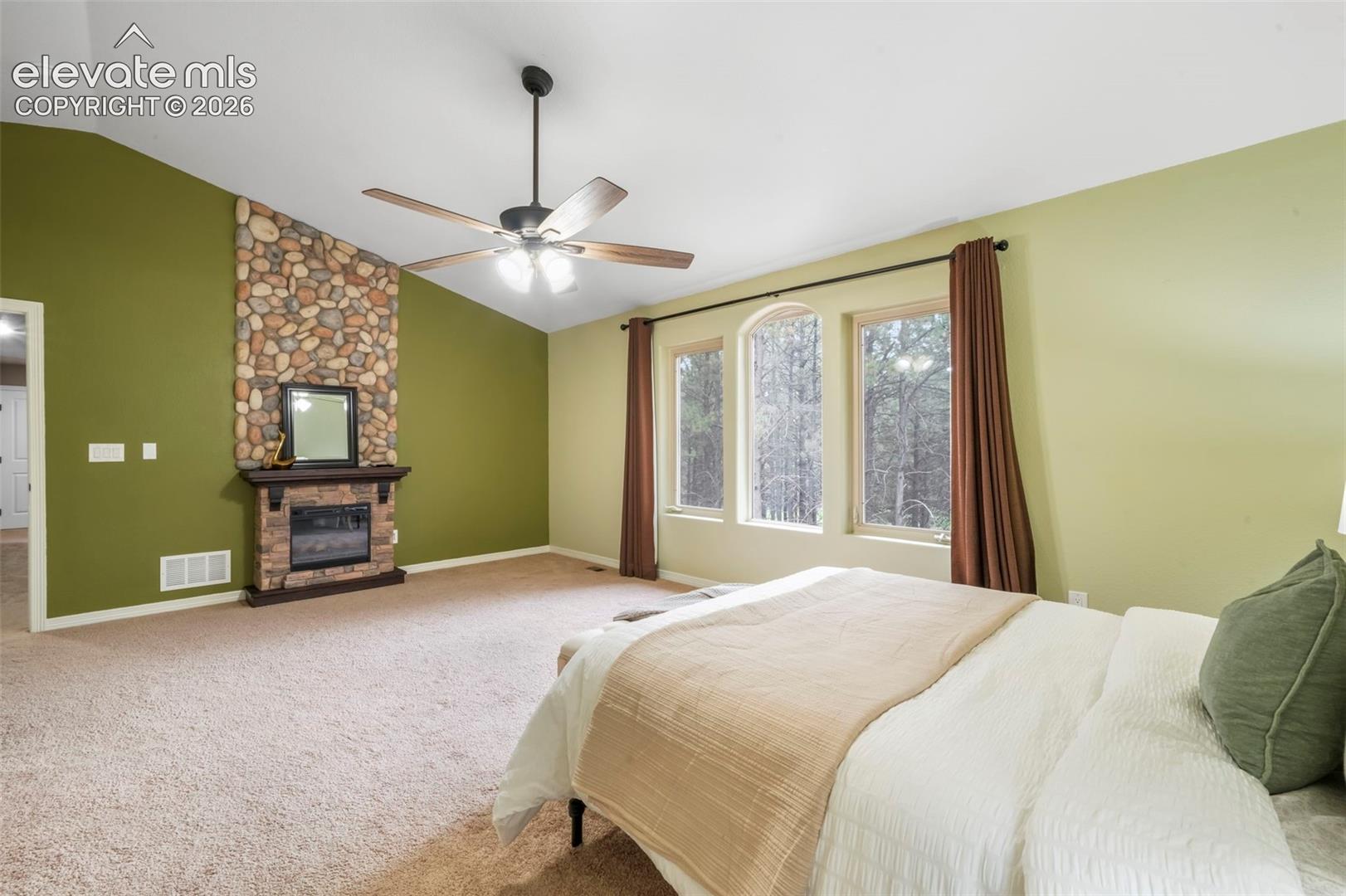 720 Trumpeters Court