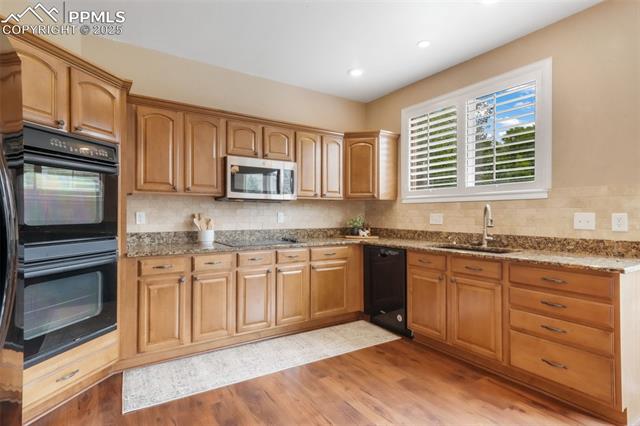 9979 Rose Leaf Court