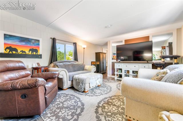 2595 Wooddale Road 21