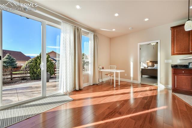 10484 Mile Post Loop