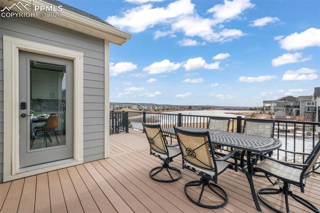 2573 Lakes Edge Drive