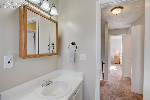 609 Bennett Avenue Unit: A