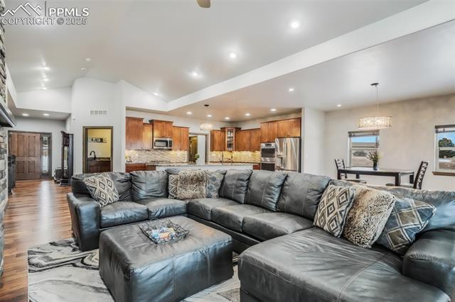 16935 W Cherry Stage Road