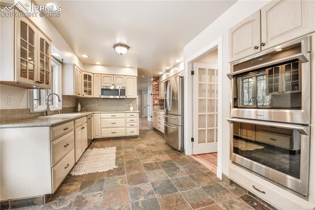 19070 White Fawn Drive