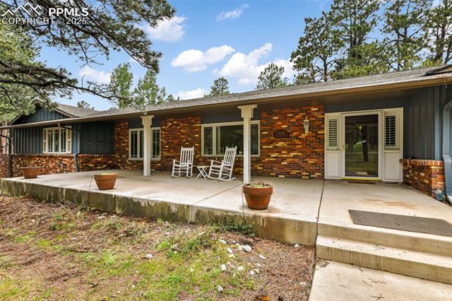 19070 White Fawn Drive