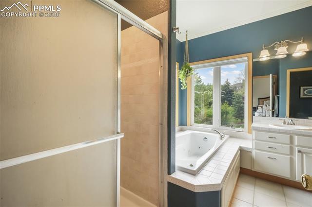 1590 Longview Circle