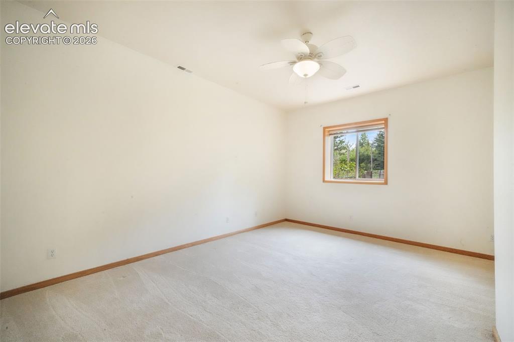 1590 Longview Circle