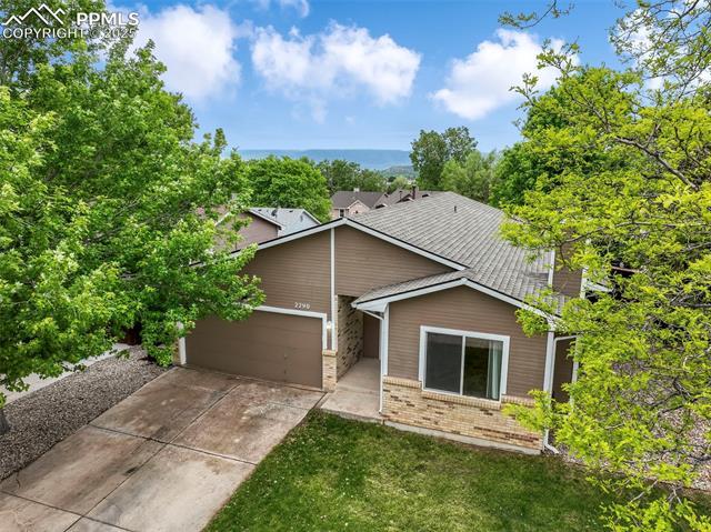 2290 Calistoga Drive