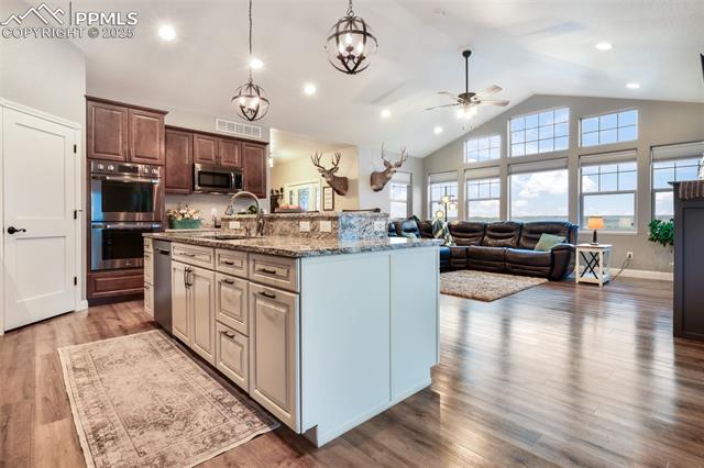 17431 Esmeralda Drive