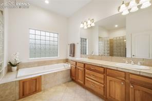 1236 Castlecombe Lane