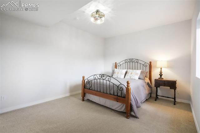 1236 Castlecombe Lane