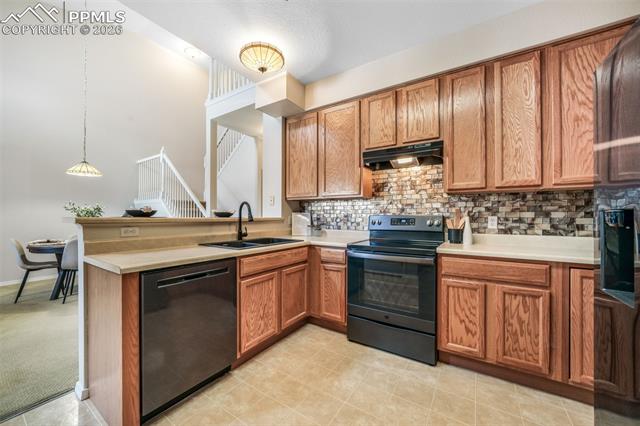 1223 Villa Grove