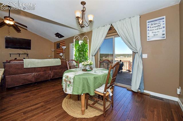 573 Empire Road