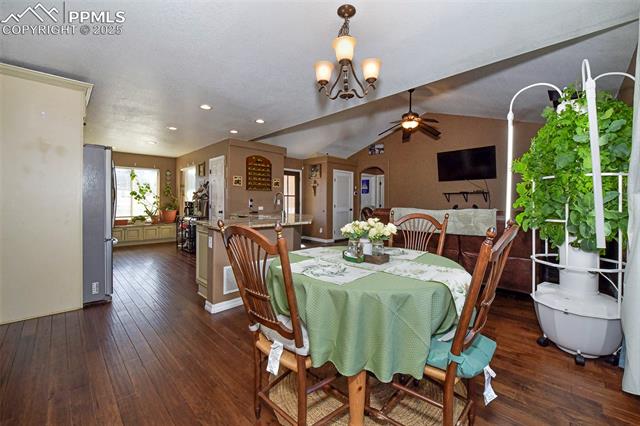 573 Empire Road
