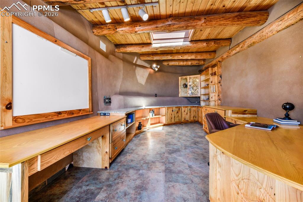 8020 Toltec Lane