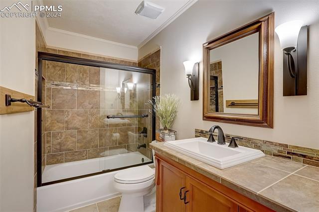 1315 W Bowman Avenue