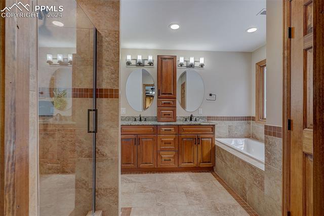 1315 W Bowman Avenue