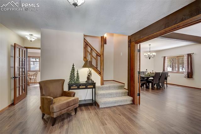 1315 W Bowman Avenue