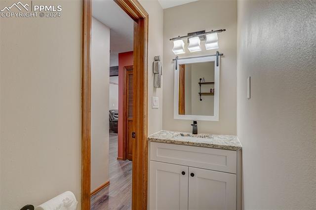 1315 W Bowman Avenue