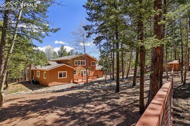 1315 W Bowman Avenue