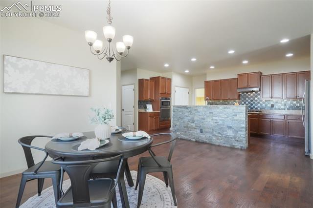 5584 Turnbury Circle