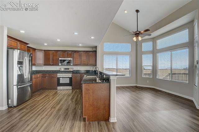 6817 Forestgate Drive