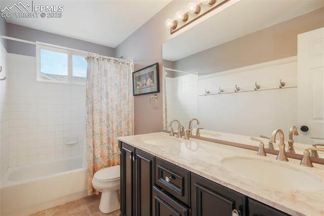 1033 Quarterhorse Trail