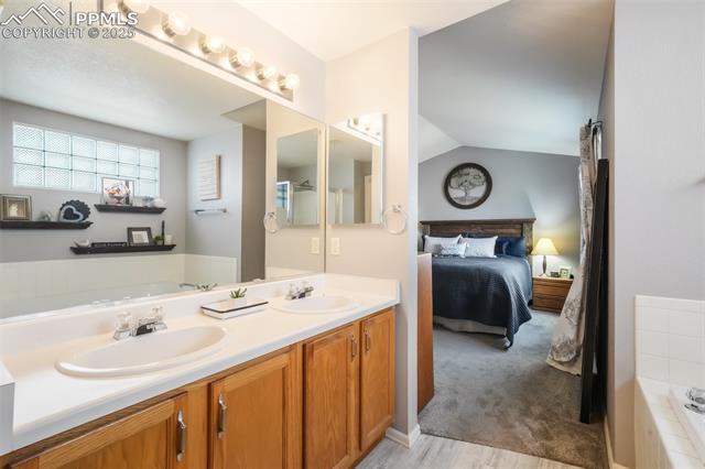 1033 Quarterhorse Trail