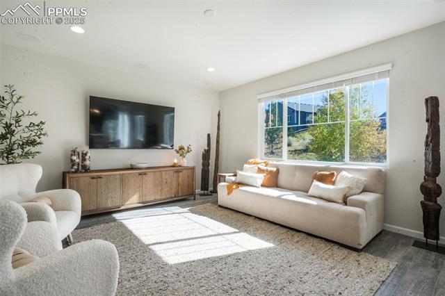 3780 Hourglass Avenue