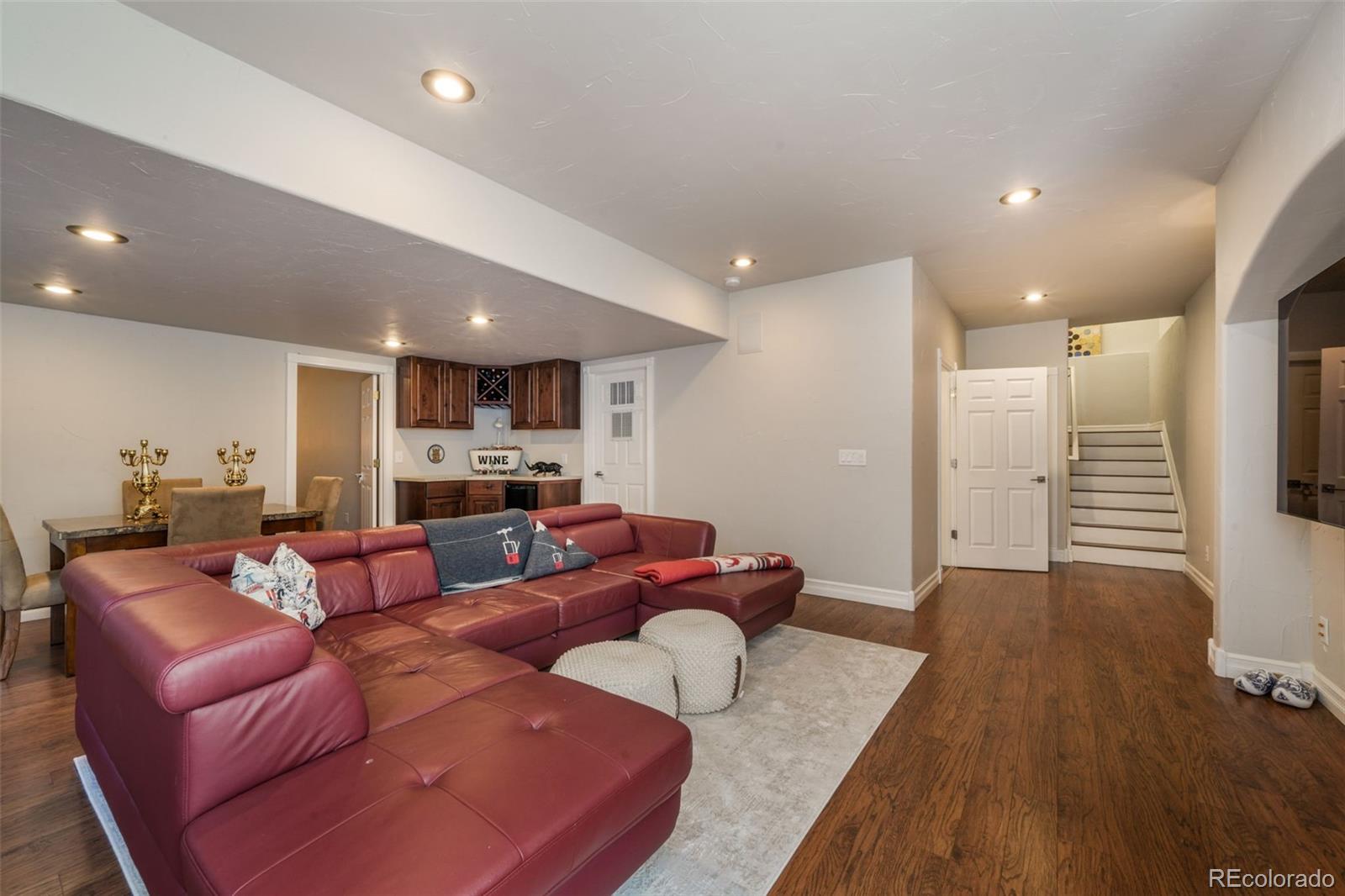15690 James Gate Place