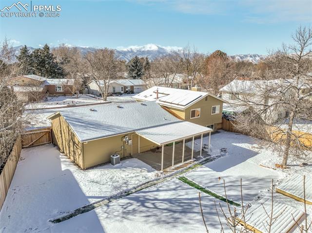 5101 Hackamore Drive