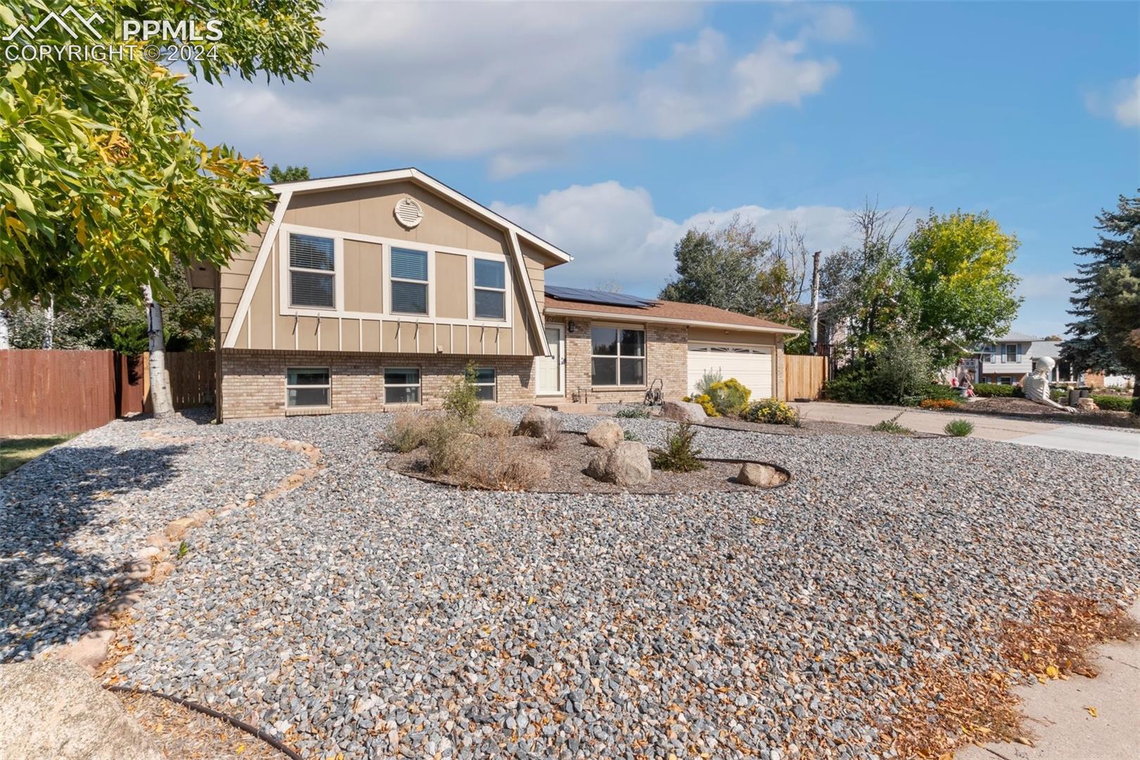 5101 Hackamore Drive