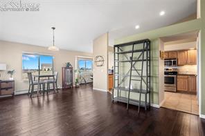 211 Las Lunas Street