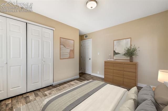 1051 Montrose Avenue