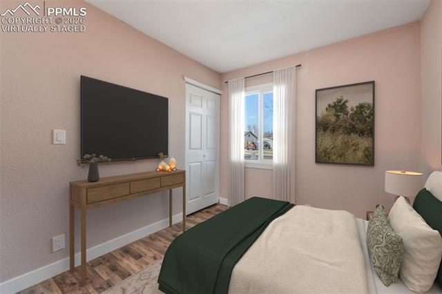 1051 Montrose Avenue