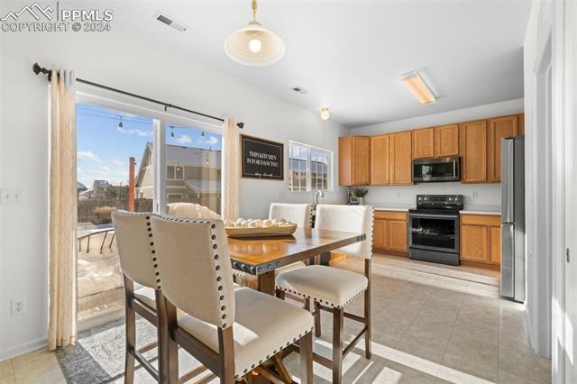 1442 N Stratton Avenue