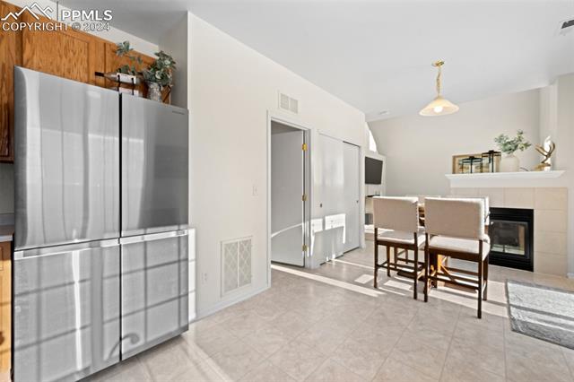 1442 N Stratton Avenue