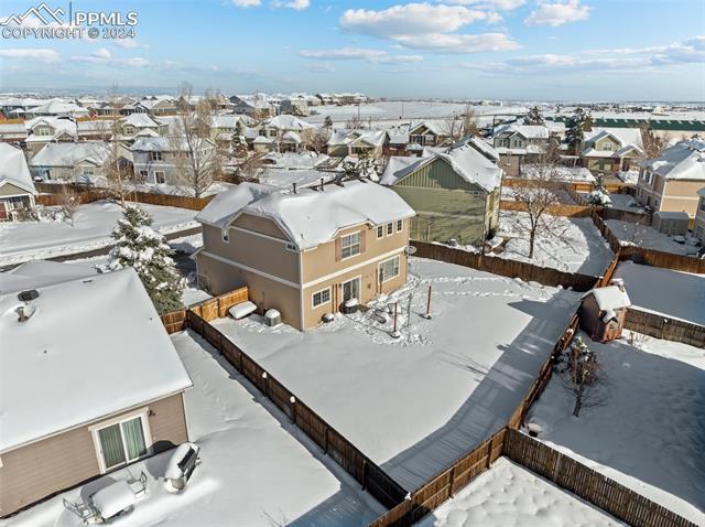 1442 N Stratton Avenue