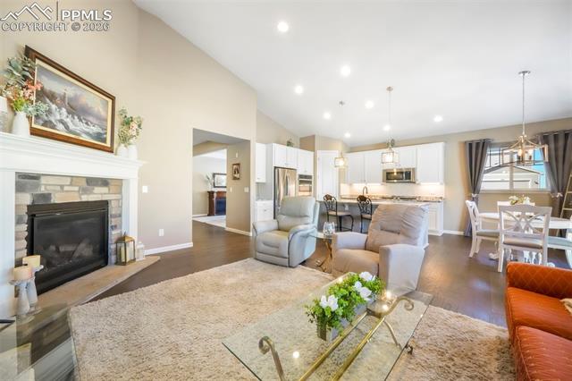 5724 Berry Ridge Way