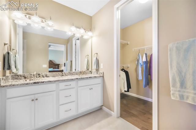 5724 Berry Ridge Way