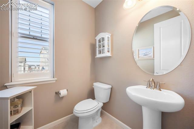 5724 Berry Ridge Way