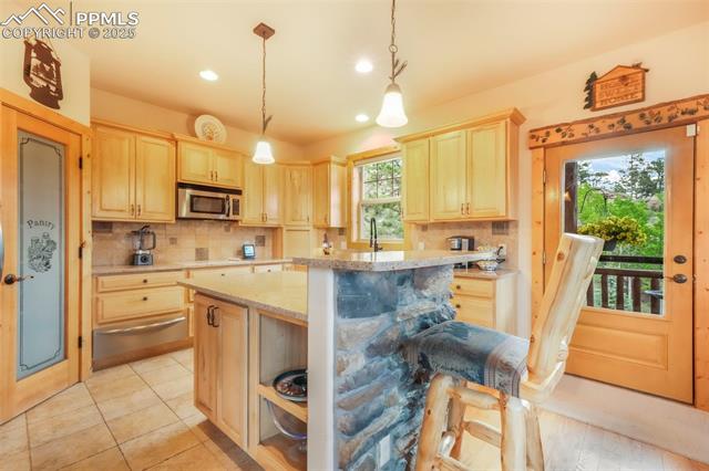 71 Crestone Circle