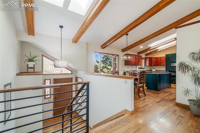 5221 Cliff Point Circle