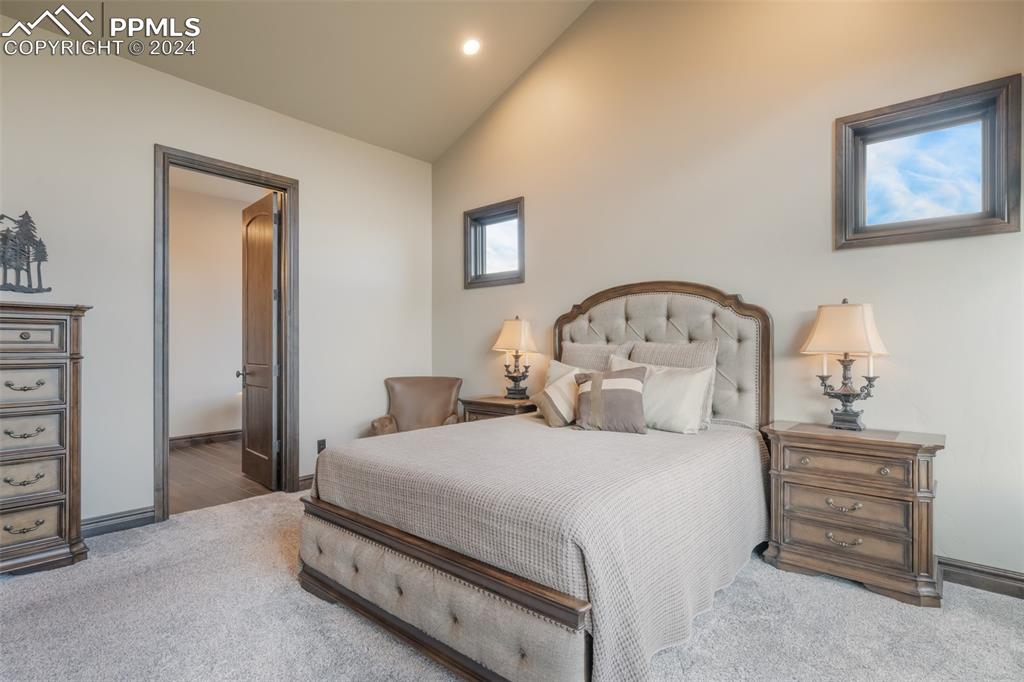 19150 Sixpenny Lane