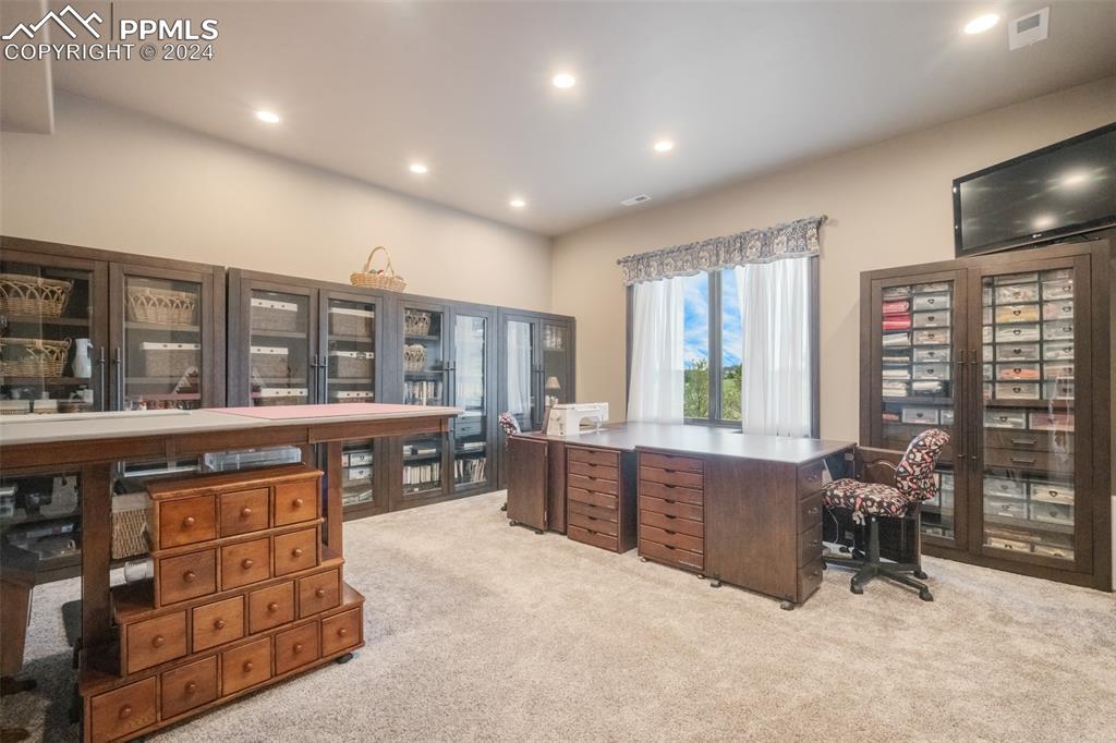 19150 Sixpenny Lane