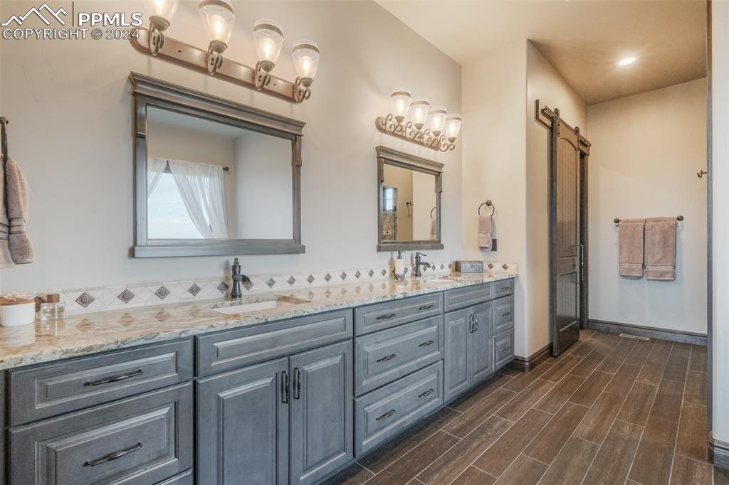 19150 Sixpenny Lane